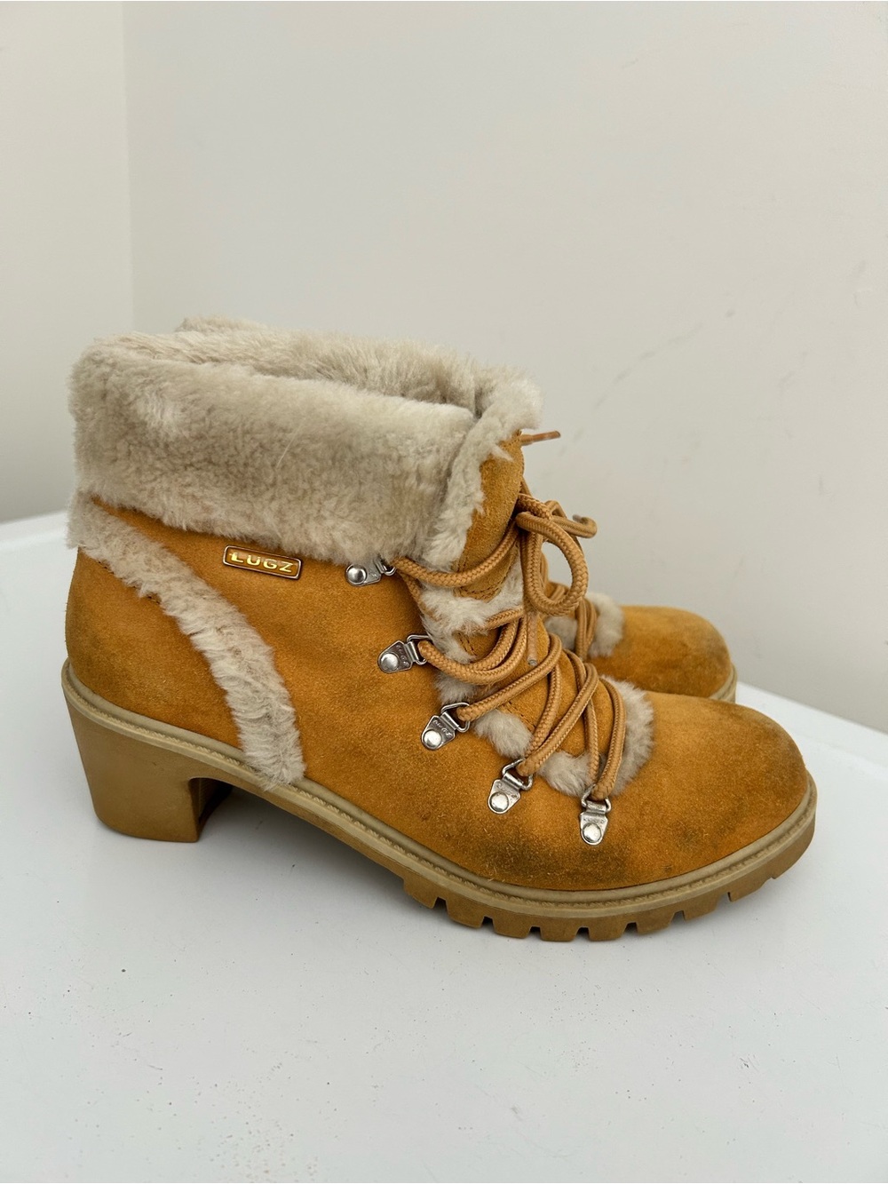 Lugz Block Heel Ankle Boots Size 8.5 Tan
